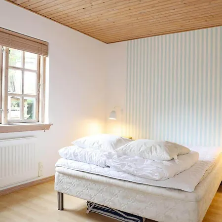 بيت للعطل 13344-1-hojby-gudmindrup-strandvej-92 Højby