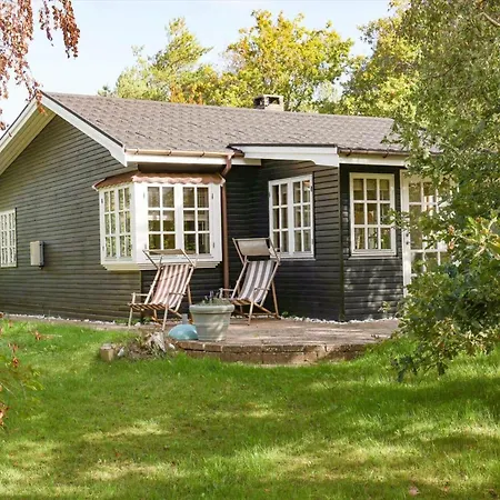13344-1-hojby-gudmindrup-strandvej-92 Semesterbostad Højby
